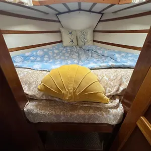  Hotel en barco Experience Fantastique De Berce Par La Pres De Barcelona España